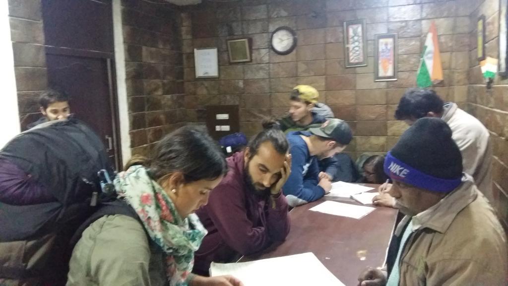 Hotel Safari Agra  Kültér fotó