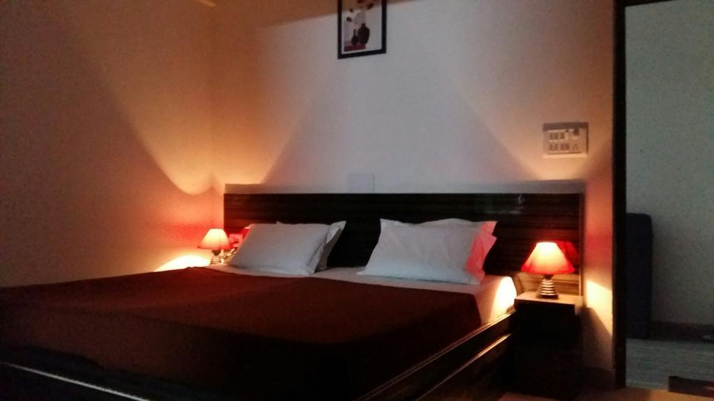 Hotel Safari Agra  Kültér fotó