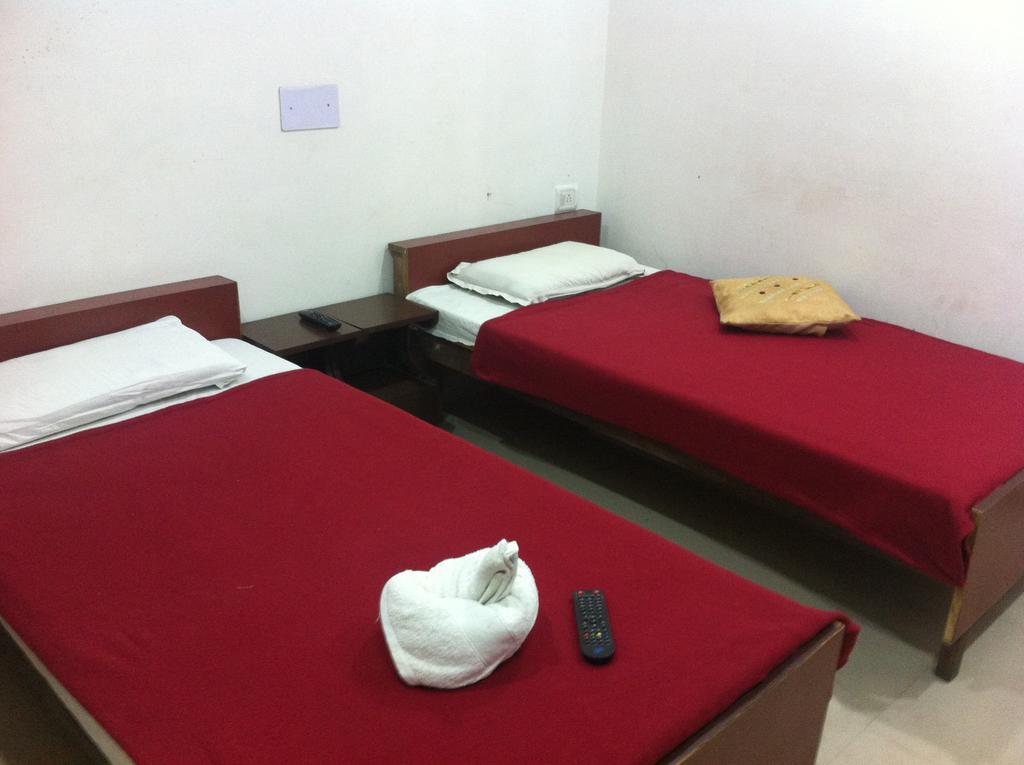 Hotel Safari Agra  Kültér fotó