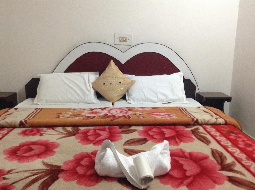 Hotel Safari Agra  Kültér fotó