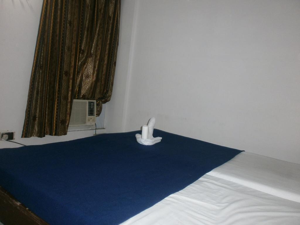 Hotel Safari Agra  Kültér fotó