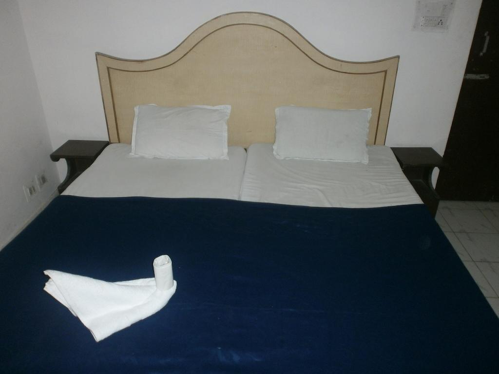 Hotel Safari Agra  Szoba fotó