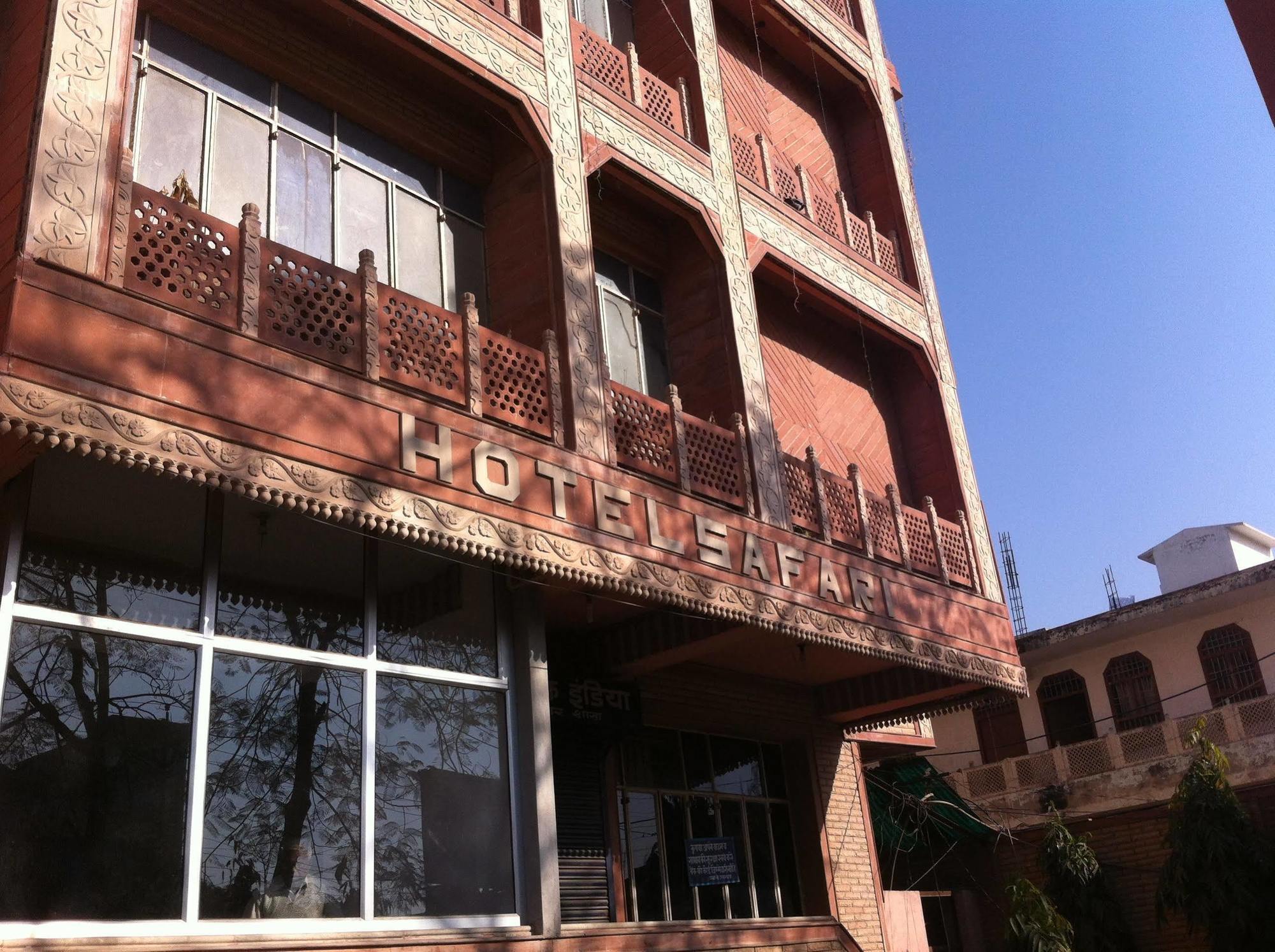 Hotel Safari Agra  Kültér fotó